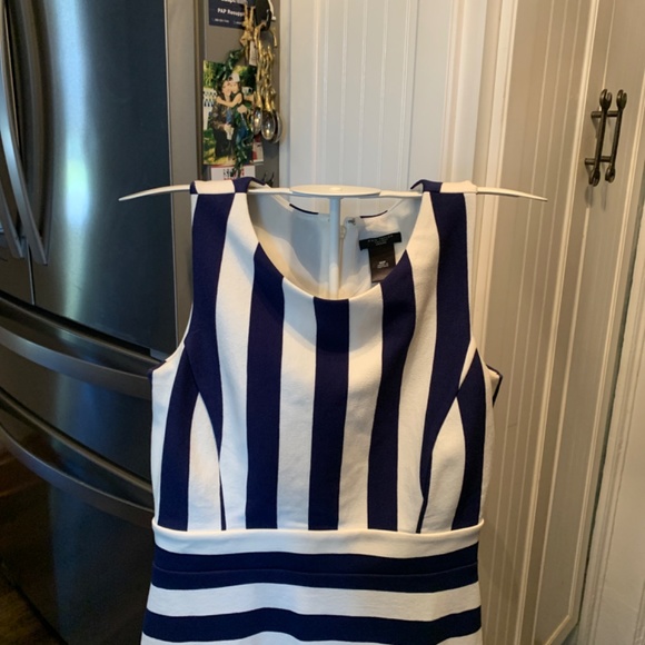 Ann Taylor  factory  navy and white striped dress. Worn 1x‎ for an hour - Picture 2 of 5